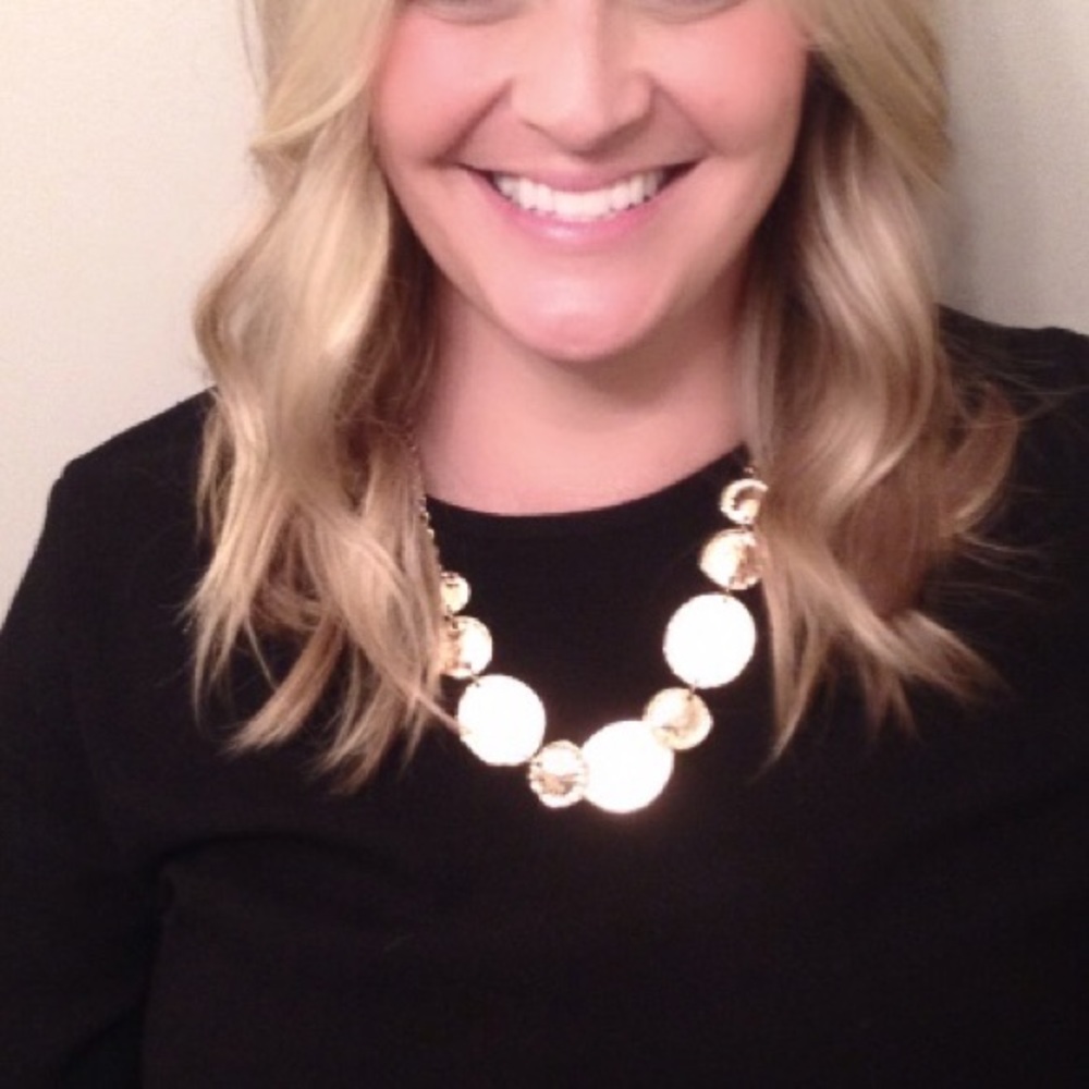 Meet your Posher, Andrea